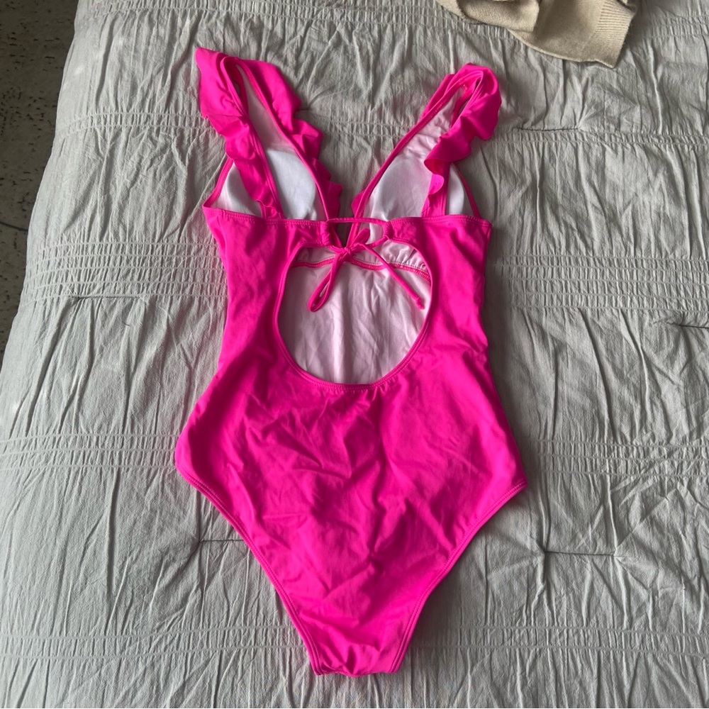 NWT One Piece Swimsuit - Picture 4 of 6